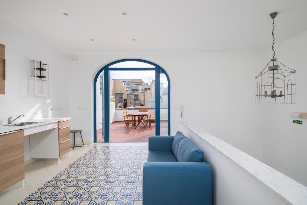 Chic, Stylish Traditional Townhouse With Terrace - St. Paul'S Bay Buitenkant foto