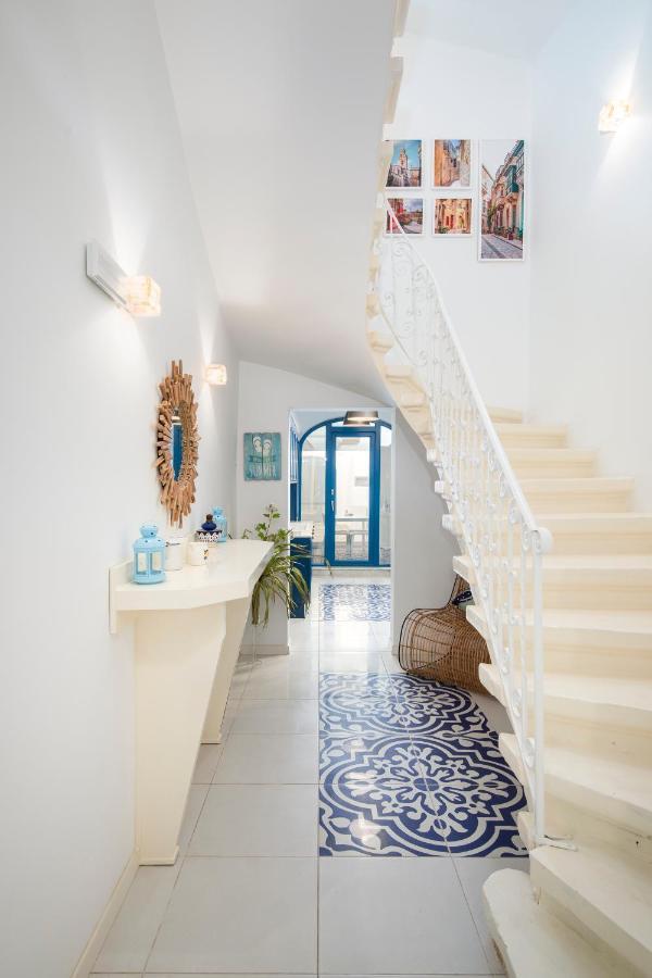 Chic, Stylish Traditional Townhouse With Terrace - St. Paul'S Bay Buitenkant foto