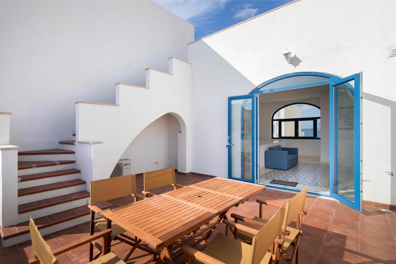 Chic, Stylish Traditional Townhouse With Terrace - St. Paul'S Bay Buitenkant foto