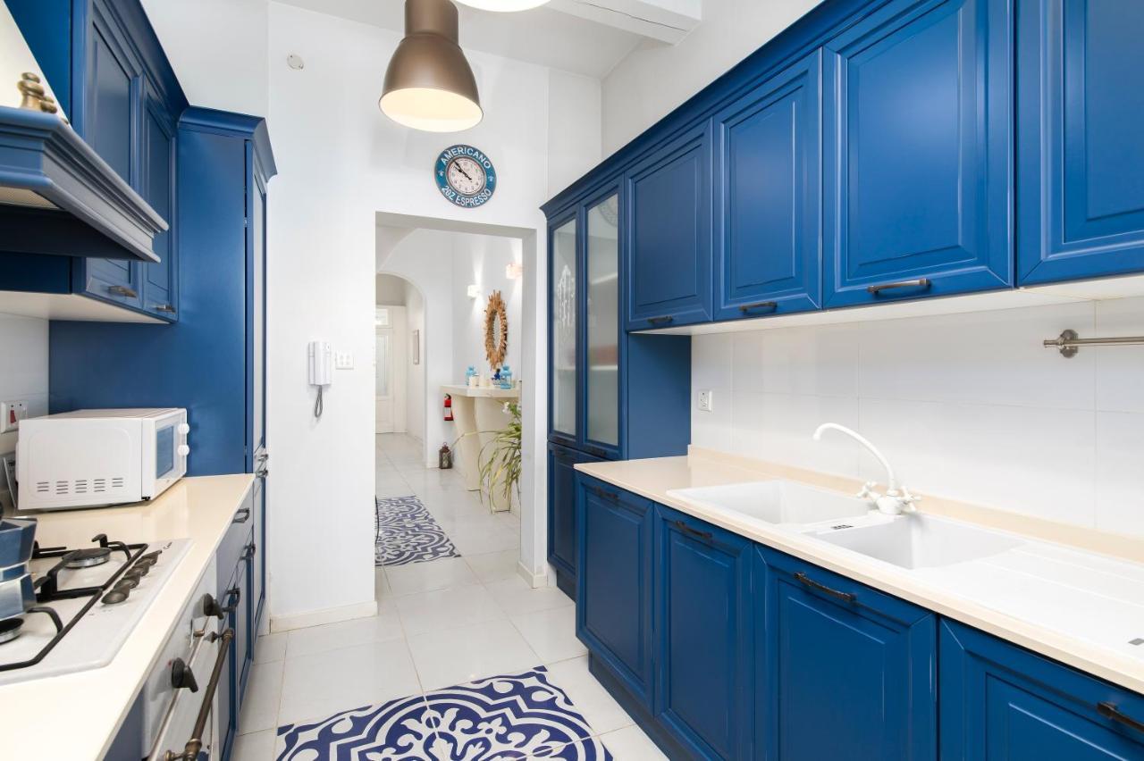 Chic, Stylish Traditional Townhouse With Terrace - St. Paul'S Bay Buitenkant foto
