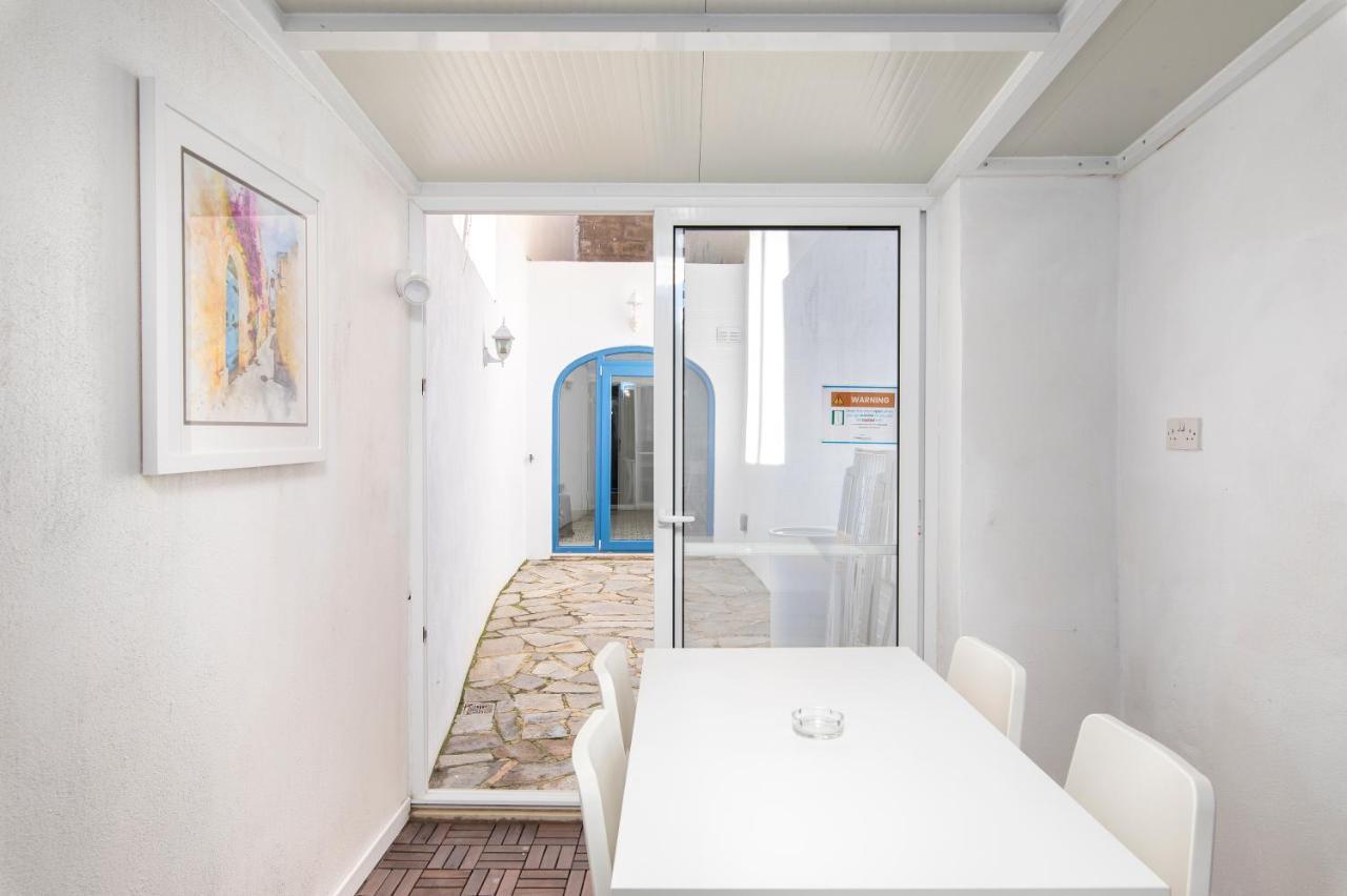Chic, Stylish Traditional Townhouse With Terrace - St. Paul'S Bay Buitenkant foto
